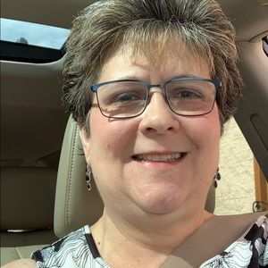 Meet your Posher, Cheri